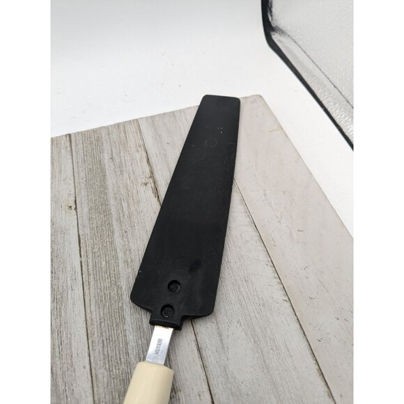 Icing Spatula Spreader Serrated Knife 12 1/2" Nylon Plastic Black Almond Japan - Picture 5 of 7